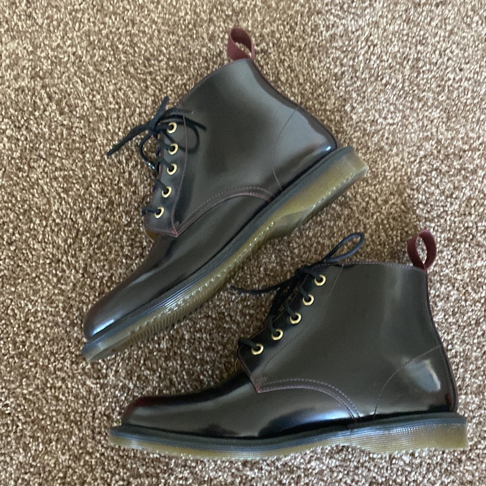 Dr. Martens Emmeline Cherry Red Arcadia Womens Size 9 NWOB